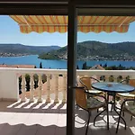 Adriatic Apartman *