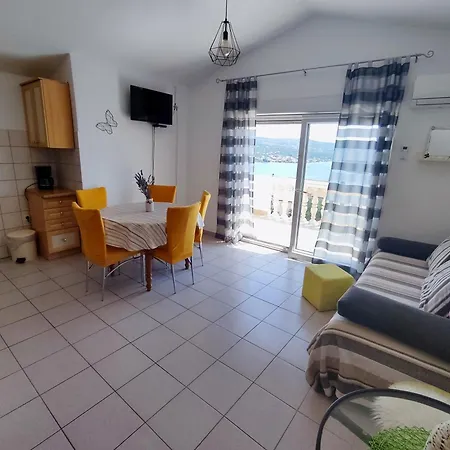 Adriatic Апартаменты Рогозница