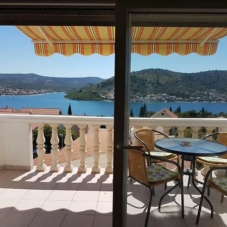 Apartmani Adriatic Apartment *