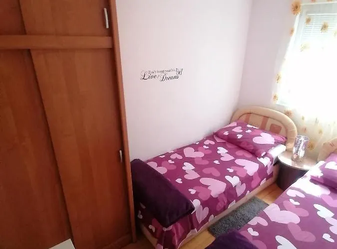 Apartmani Adriatic Rogoznica (Sibenik-Knin)